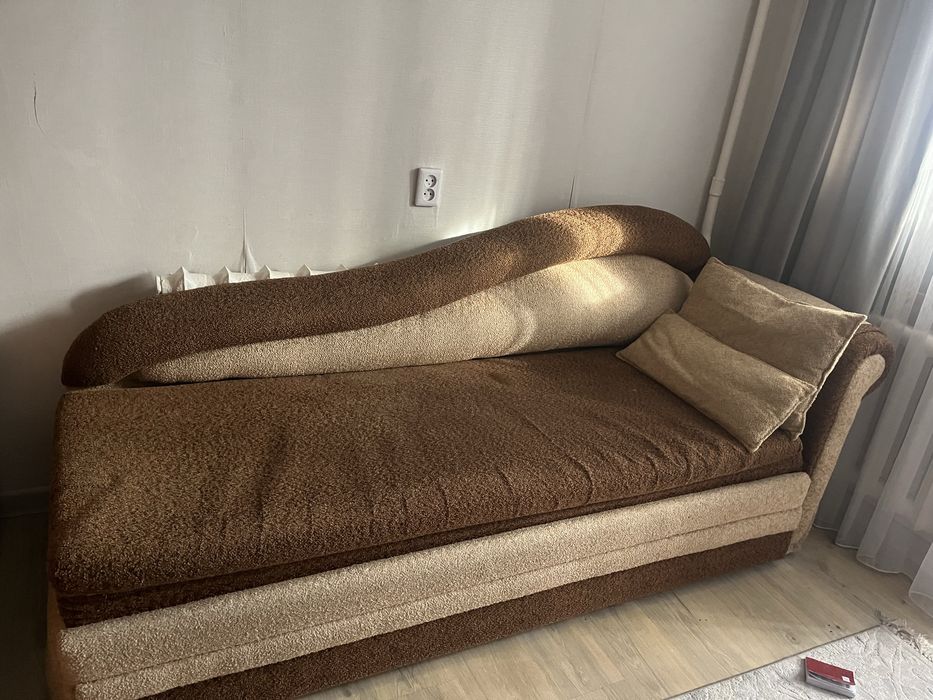 Продам диван тахта