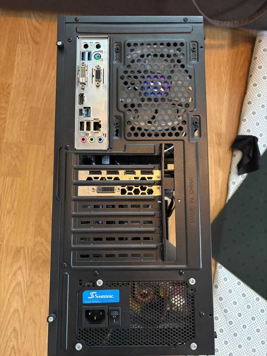 PC Gaming – Intel i7 9700KF, RTX 1070, 32GB RAM, SSD 1TB, HDD 1TB