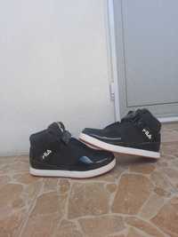 Adidasi FILA marime 39