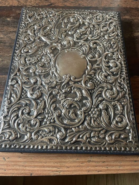 Lot obiecte din argint și antichități