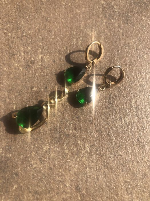 Cercei aurii metal inoxidabil