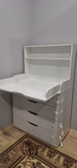 Кроватка-трансформер + комод-пеленатор (полный комплект)

Продаю дет