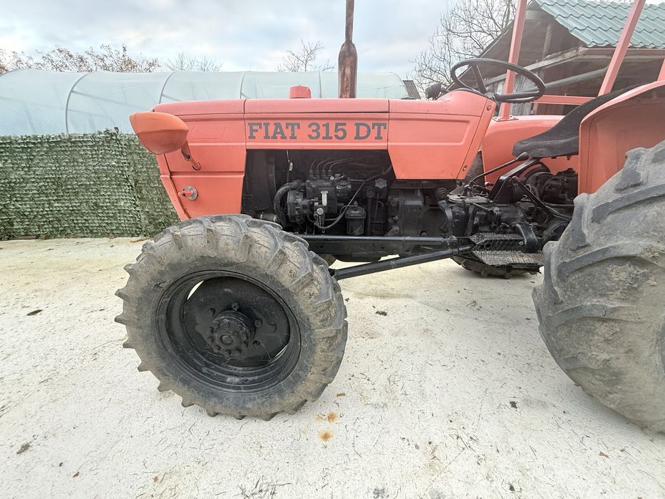 Tractor 4x4 Fiat / U445