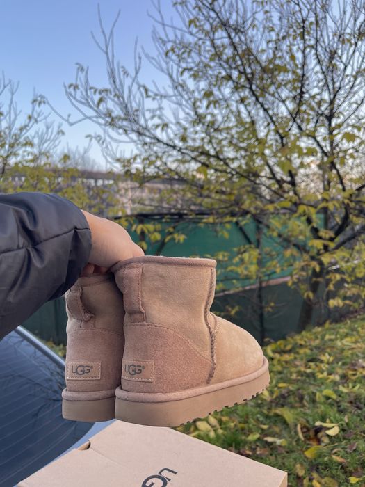 Ugg Mini originale marime 38