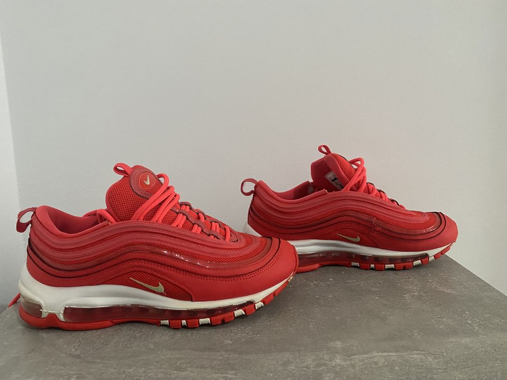 Sneakers Nike, model Air Max 97