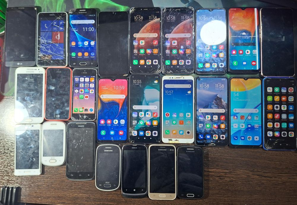 Смартфоны, телефоны