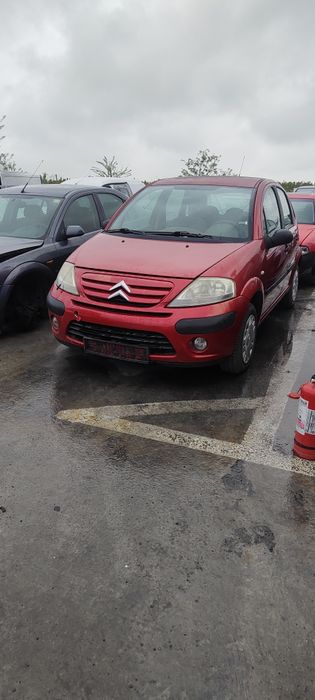 Dezmembrez Citroen C3 1.4 diesel