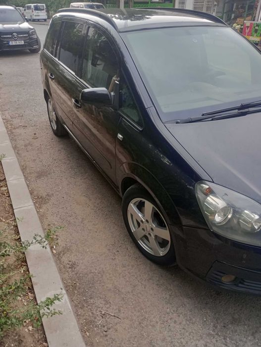 Zafira b an 2007