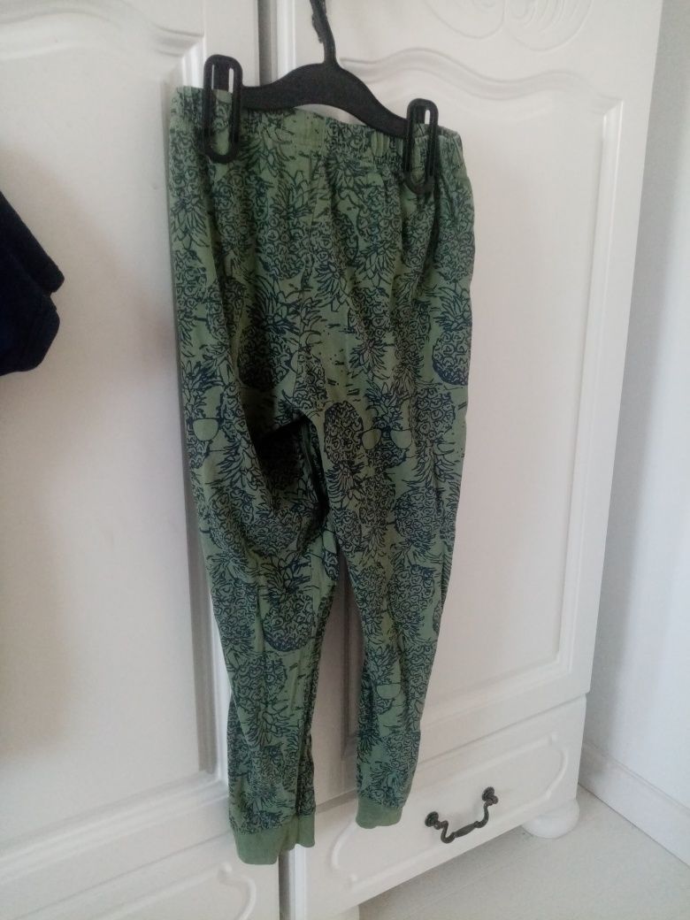 Pijama folosita 10-11ani