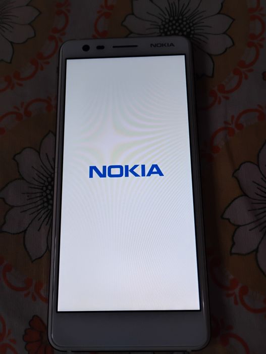 Vând Nokia 3.1 Android One