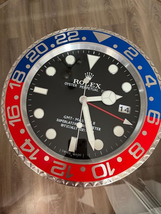 Настенные часы Rolex