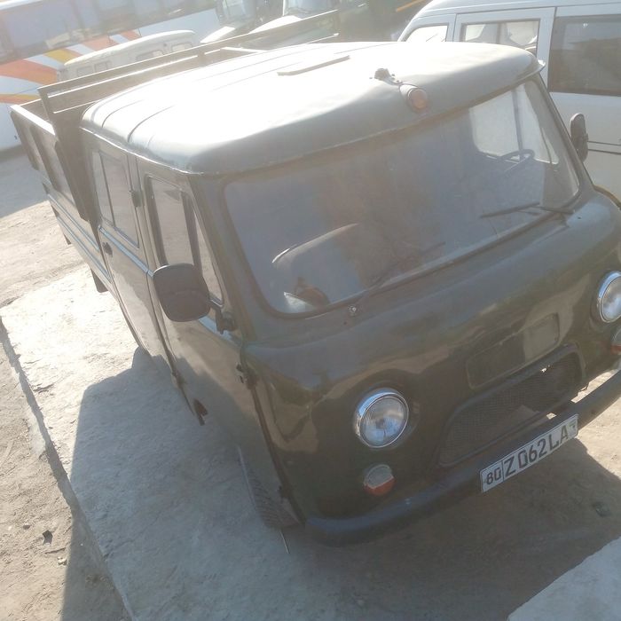 Uaz fermer sotiladi