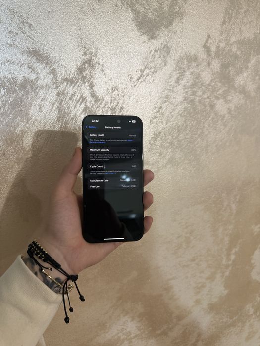 Iphone 15 pro max 256 gb vine insotit de folie si husa