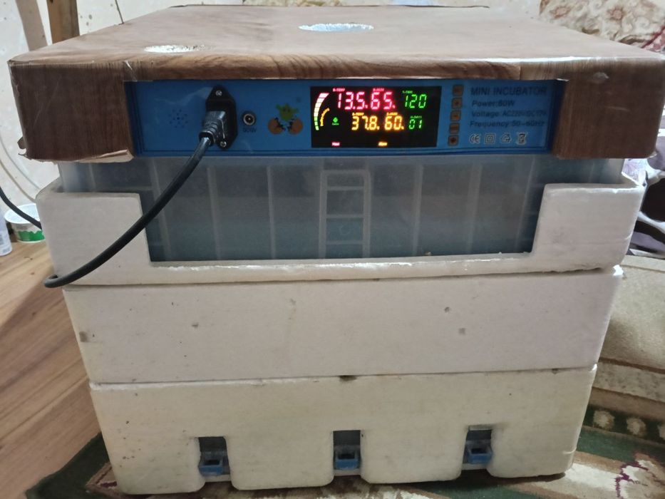 Срочно продаётся инкубатор