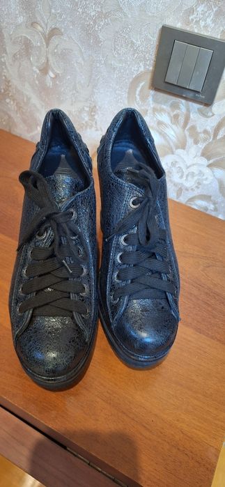 Ботинки женские 39 размер