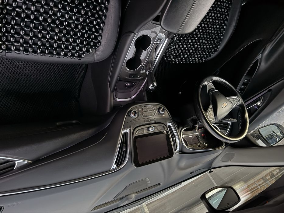 Malibu 2 atmasferni 2.4 73 ming prabeg  kraskasi top toza bolishi 21$