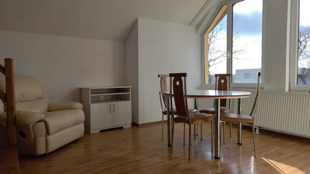 Apartament spațios de 4 camere, mobilat – Câmpia Turzii