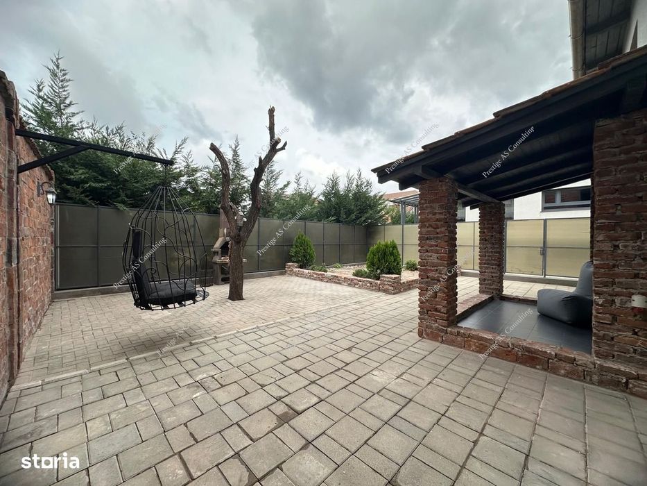 Casa individuala 5 Camere in apropiere de Iuliuss Town-Lipovei