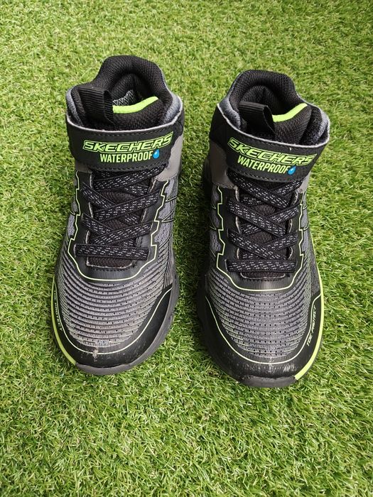 Детски непромокаеми боти Sketchers
