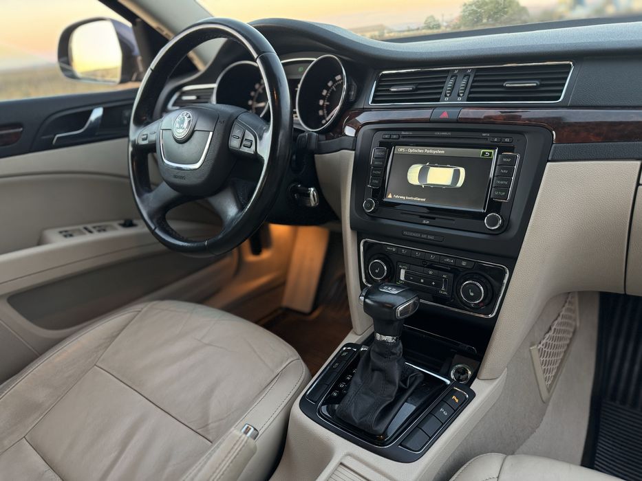 Skoda superb 2.0 TDI 170 CP Euro 5 2010 IMPECABIL