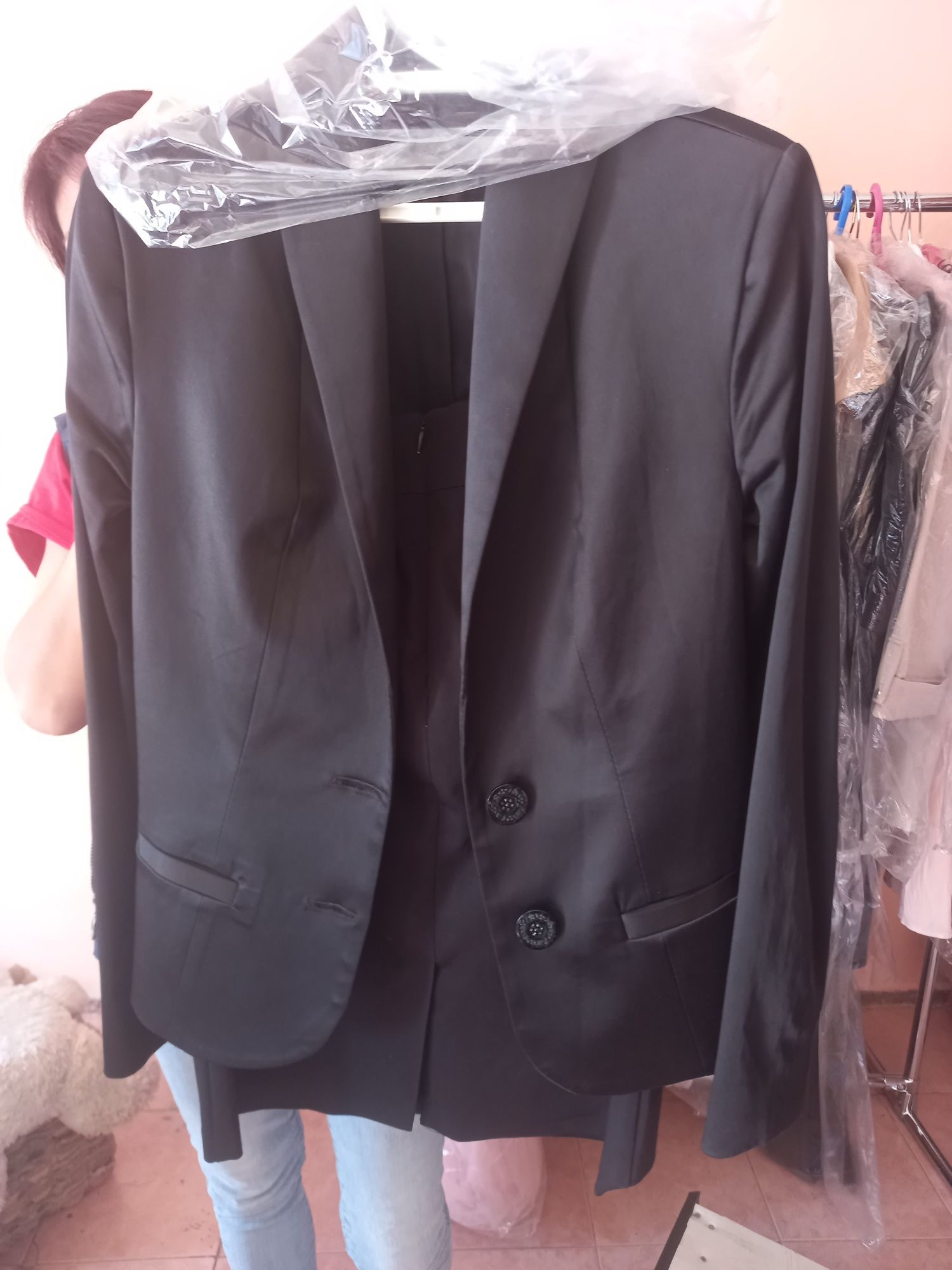 Пиджак с юбкой пара черное турецкое 44 размер