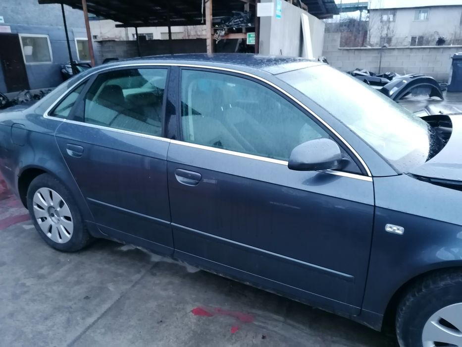 Ușa laterală spate  dreapta Audi a4 b7 limuzina cod culoare LX7Z