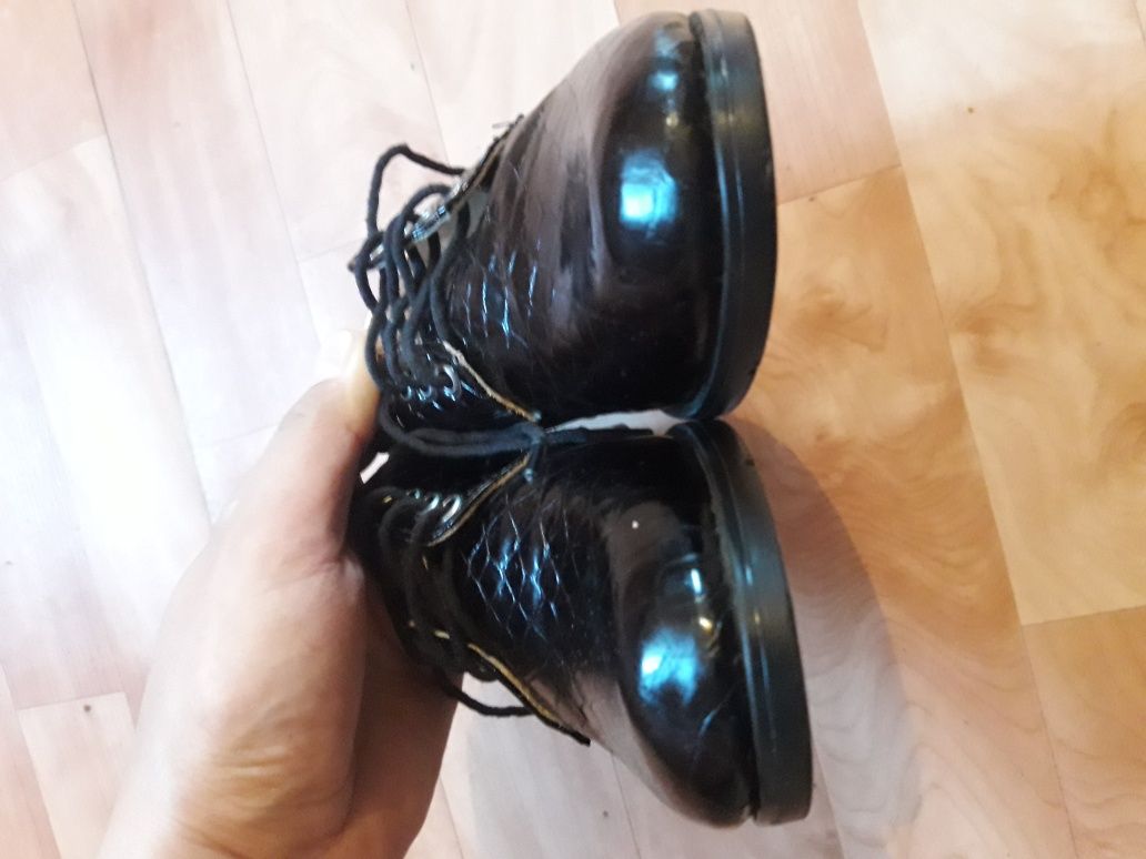 Новые турецкие туфли TIFLANI для девочки 32раз, полусапоги 33размера