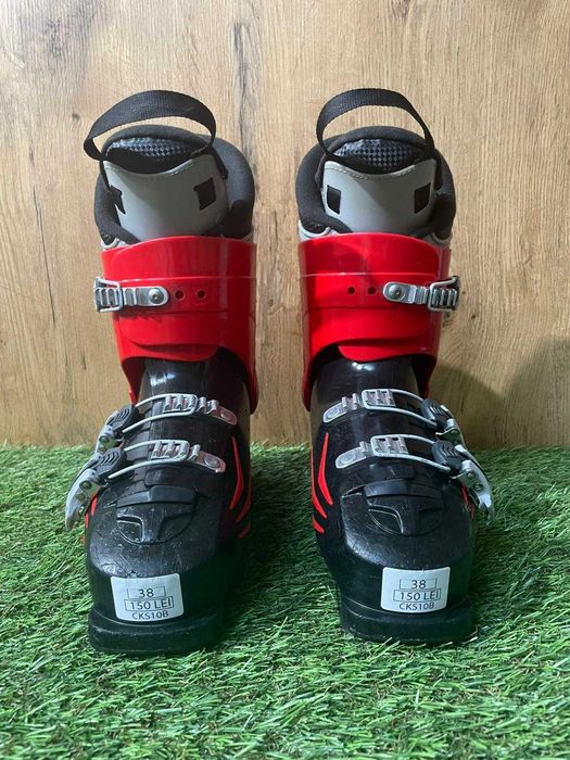 Clapari ATOMIC marime EU 38