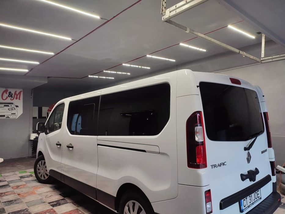 Folieri geamuri auto