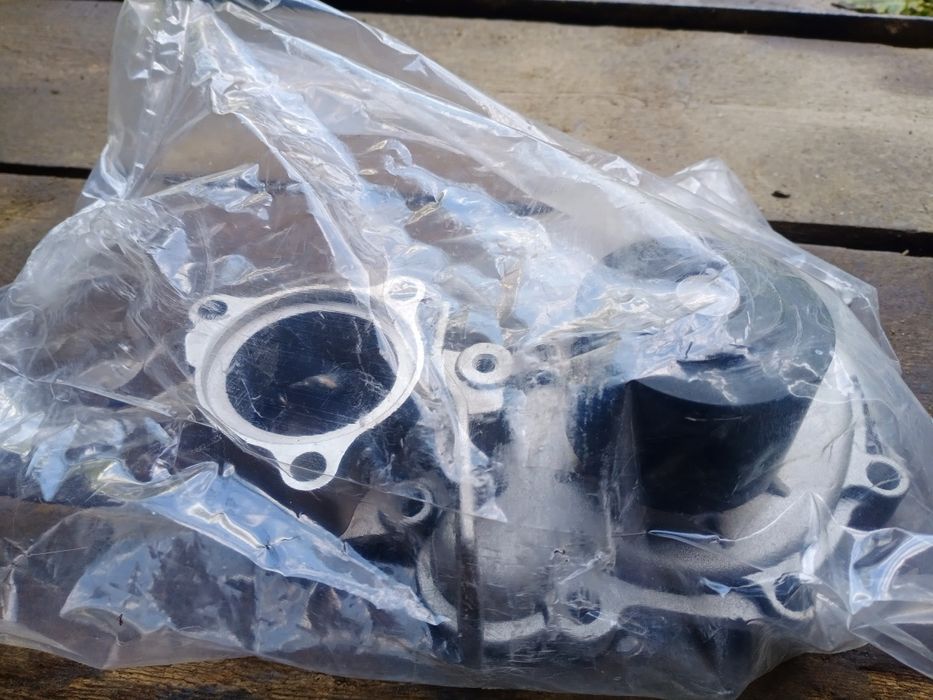 Продам автомобильные помпы.