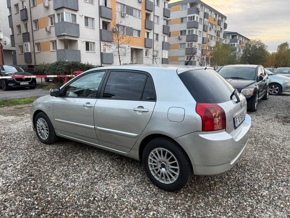 Toyota Corolla + Set Cauciucuri de Iarna Incluse