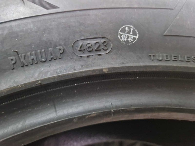 4 Duraturn R18 235/60
нови летни гуми
DOT4823