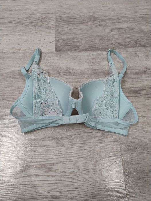 Sutien VICTORIA'S SECRET masura 32C