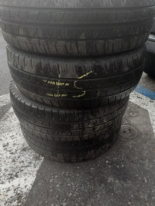 Vând cauciucuri iarna