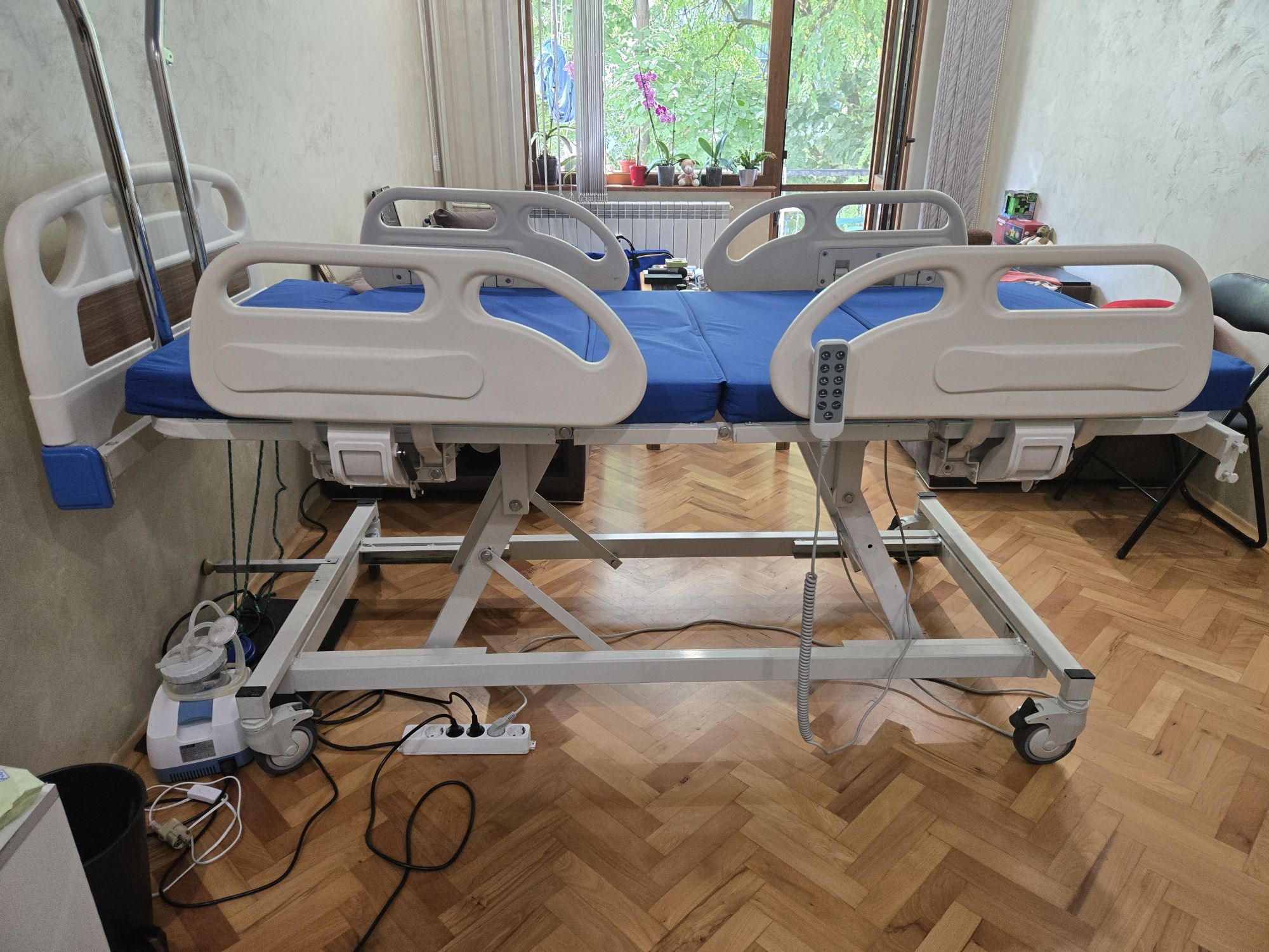 Електрическо болнично легло