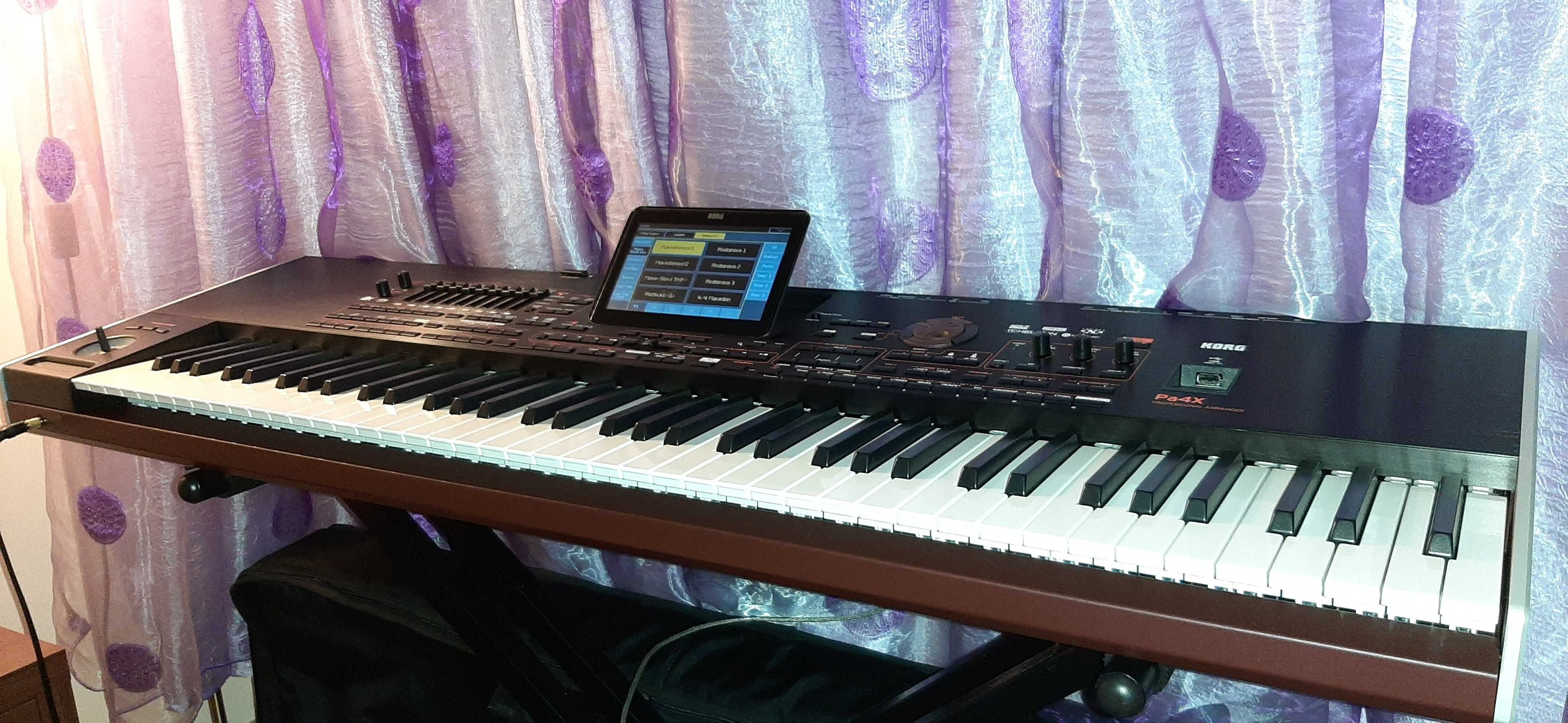 KORG Pa4x 76-key