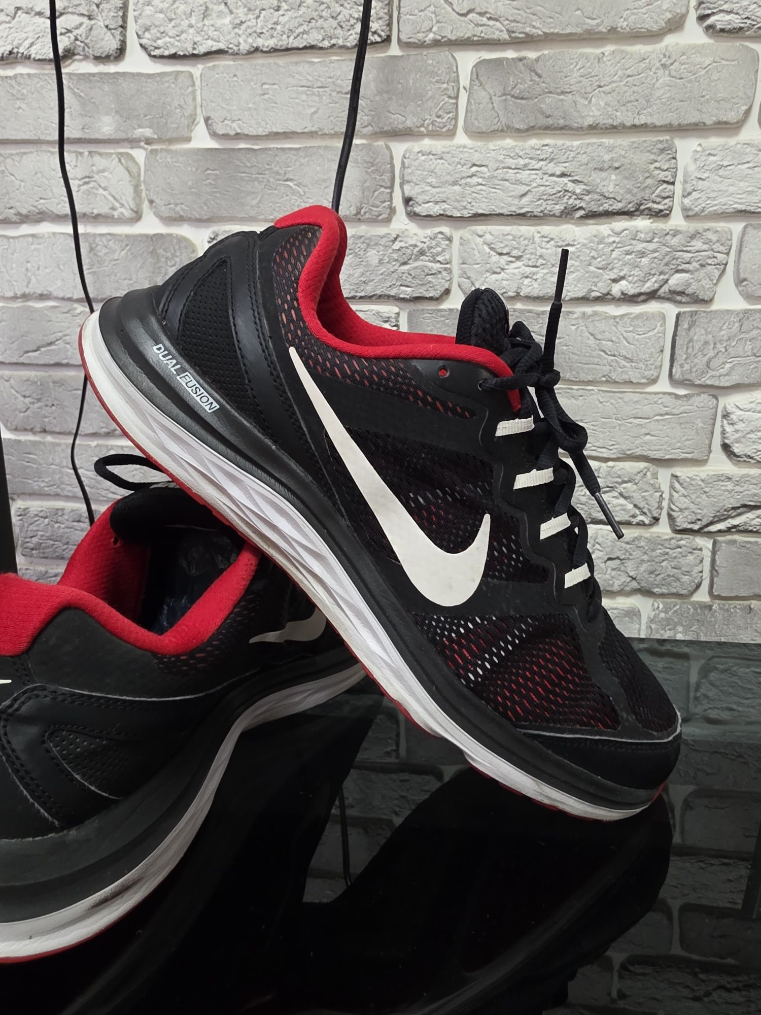 Оригинальные кроссы Nike