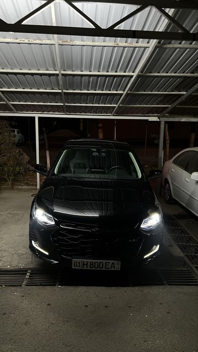 Onix Premier 2 Turbo AT PLUS 1800km новая