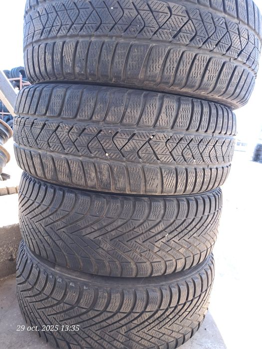 vând anvelope iarna