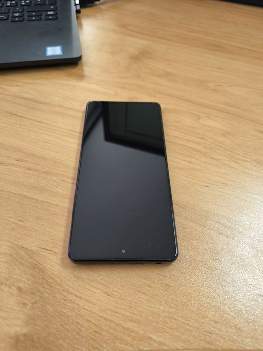 Смартфон Xiaomi Redmi Note 12 Pro 5G – отлично състояние!