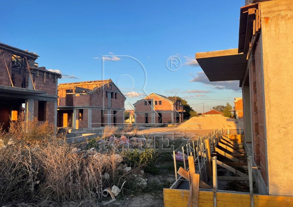Продава се Къща в с. Скутаре, Област Пловдив - 140 кв.м за 1143 €/кв.м - Снимка #6