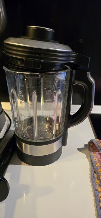 Blender Tefal UltraBoost cu functie de gatire si vidare