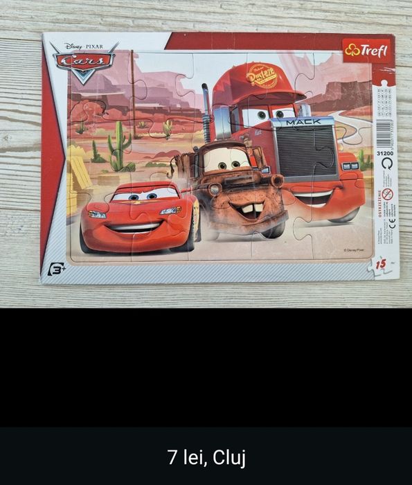 Vând puzzle-uri diverse