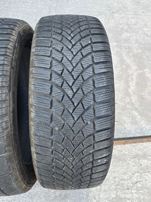 2 Броя 205/50/17 Bridgestone 7mm 21dot