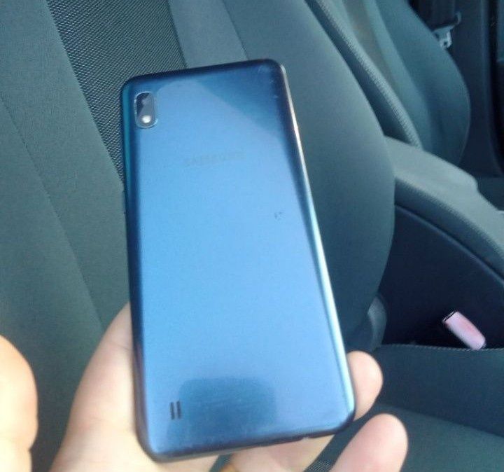 Telefon Piese / Reparat Samsung A10 A105FN , placa baza baterie etc