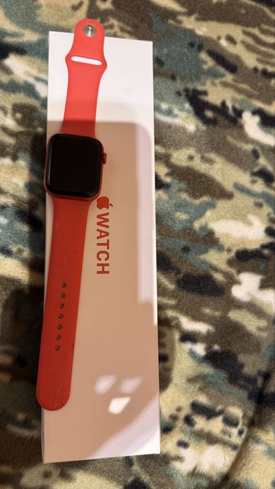 Apple watch 6 red