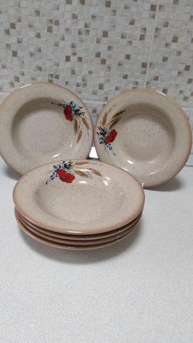 Farfurii adânci din ceramică românească