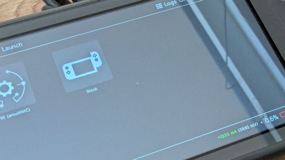 Nintendo Switch Lite с Hecate