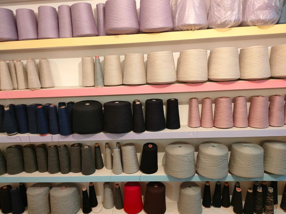 Пряжа на бобинах