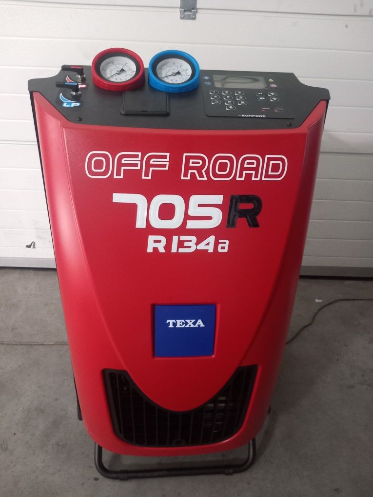 Incarcare SI SPALARE INSTALATIE aer conditionat AutoTractoare Combine